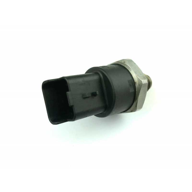 Capteur, pression de carburant BOSCH pour Citroen Berlingo C5 Evasion Jumpy Fiat Lancia Peugeot 206 306 406 607 806 Suzuki 0 ... Capteur, pression de carburant BOSCH pour Citroen Berlingo C5 Evasion Jumpy Fiat Lancia Peugeot 206 306 406 607 806 Suzuki 0 ...