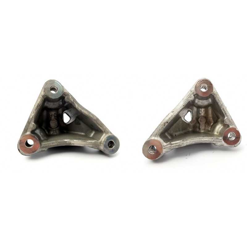 Kit de potences droite et gauche pour essieu arriere ref. TA206SWdisque 515141+515142 Kit de potences droite et gauche pour essieu arriere ref. TA206SWdisque 515141+515142
