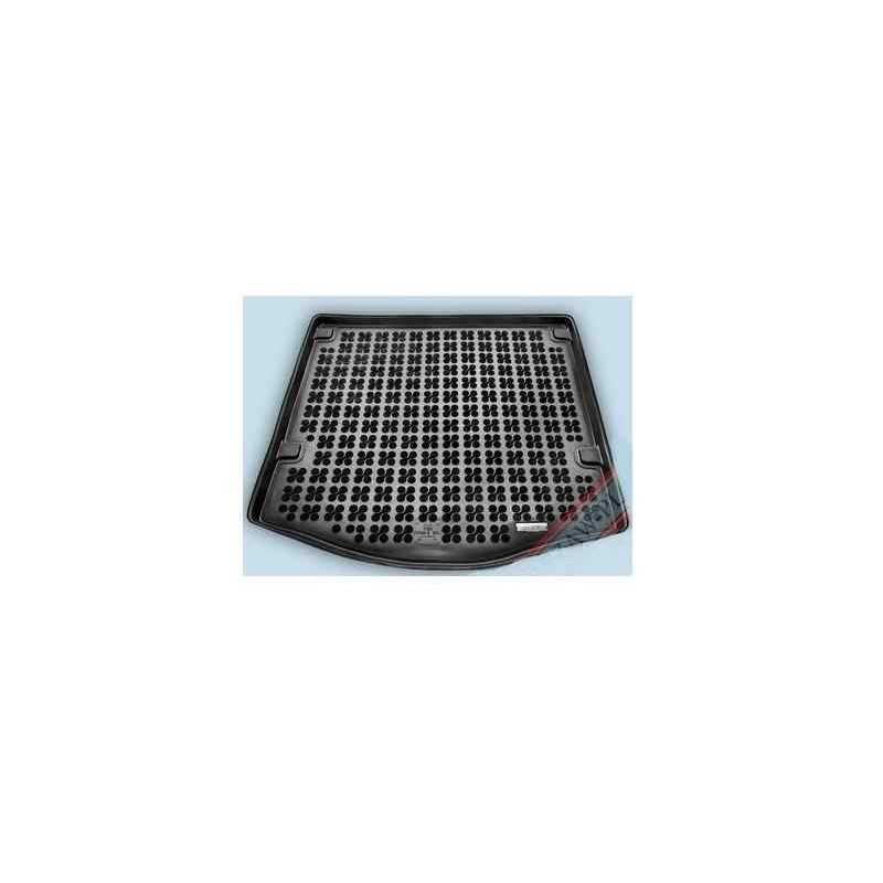 Tapis de protection de coffre ford Focus Berline 