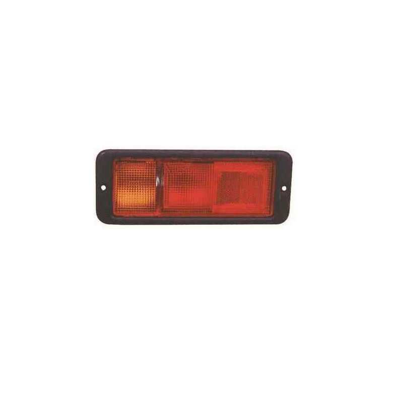 Feu arriere gauche dans pare choc Mitsubishi Pajero NIA2109L Feu arriere gauche dans pare choc Mitsubishi Pajero NIA2109L