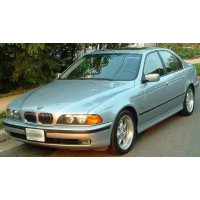  BMW serie 5 E39 de 11/1995 au 08/2000 Pare boue avant droit partie arriere BMW E39